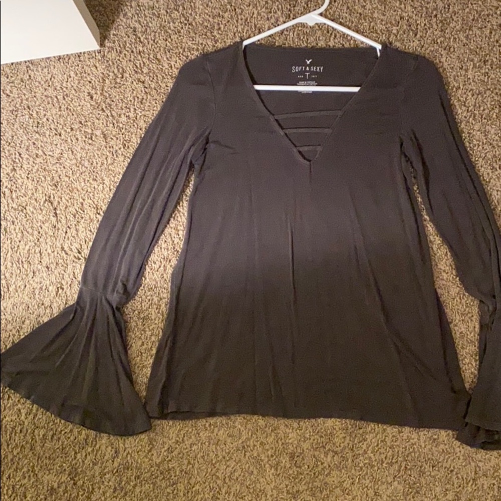 American Eagle long sleeve tee